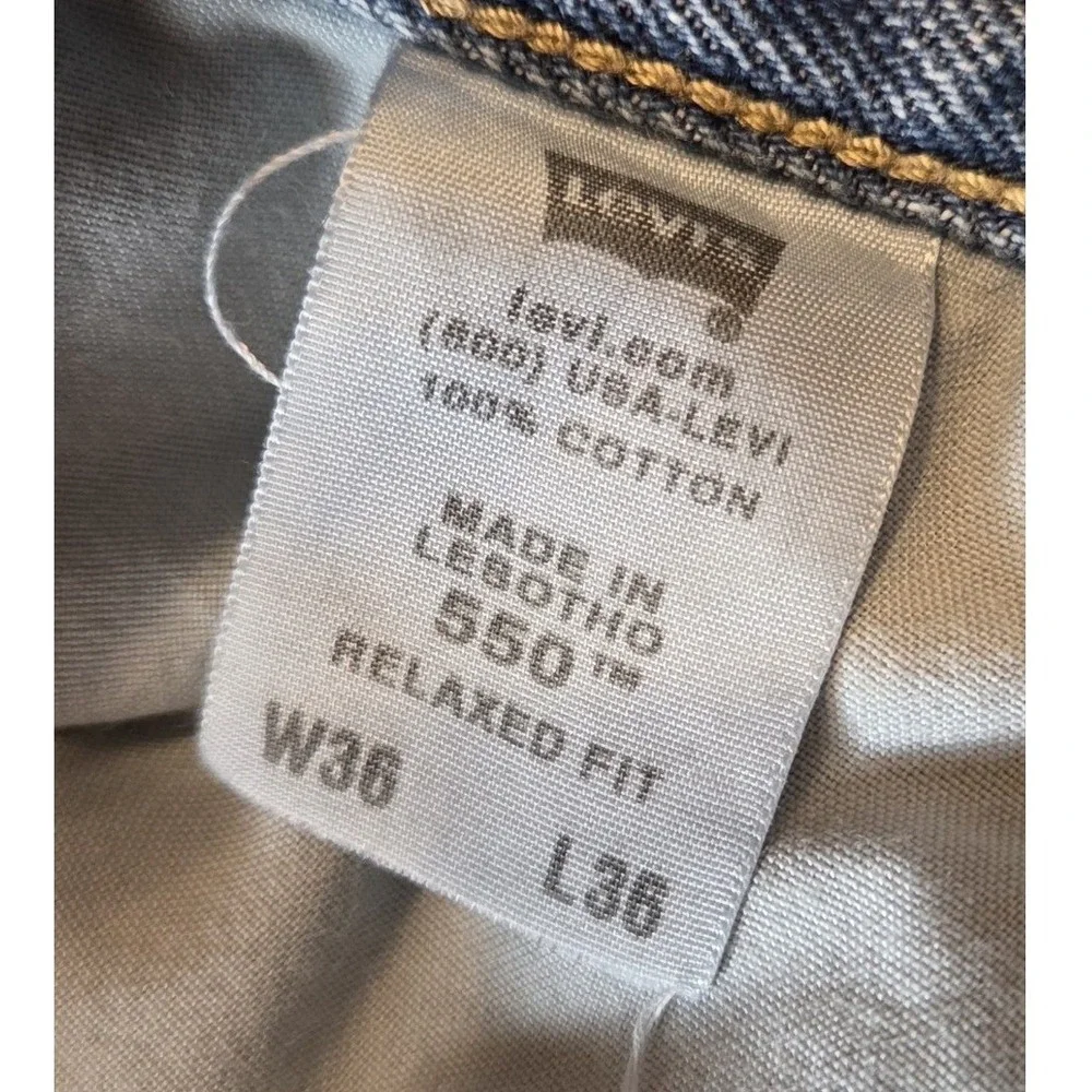 Levi's 550 Relaxed Fit Jeans Mens 36x36 Light Wash Blue Denim Classic Tapered